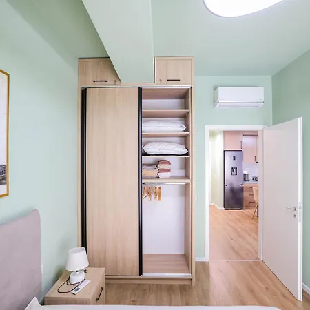 Luxury In Kaimi Complex Wifi Ac דירה *