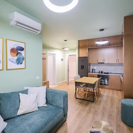 Luxury In Kaimi Complex Wifi Ac דירה *