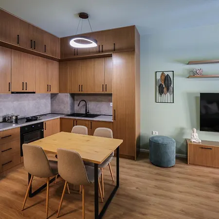 Luxury In Kaimi Complex Wifi Ac * טיראנה