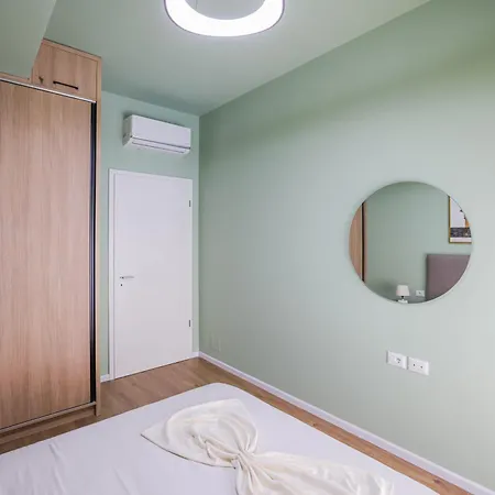 公寓 Luxury In Kaimi Complex Wifi Ac 地拉那